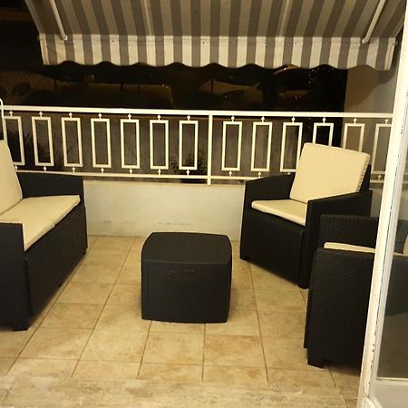 Superbe 3P 2Chambres, 2Terrasses Cannes Centre-Ville, 4 Min A Pied De La Croisette Sas-Meredith Loc Exterior photo